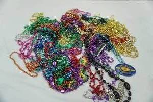 lot 308 image: beaded necklace lot