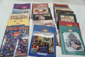 lot 321 image: Quilting booklets