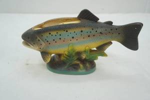 lot 335 image: Napco fish floral holder