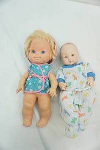 lot 346 image: vintage dolls