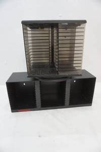 lot 370 image: Disc holders