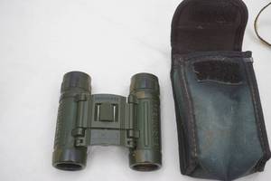lot 381 image: Bushnell binoculars