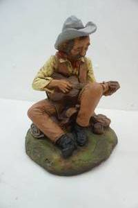 lot 421 image: Universal Statuary Corp. 1981, Cowboy with Guitar statue