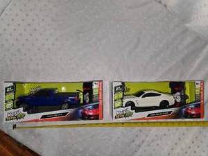 lot 6 image: remote control cars