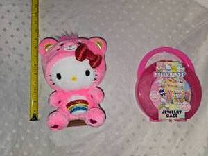 lot 10 image: hello kitty stuffy and jewelery case