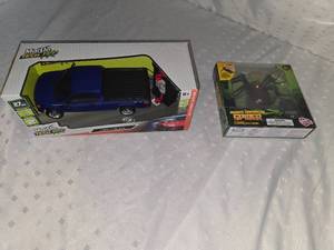 lot 30 image: remote control toys
