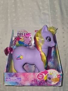 lot 78 image: rainbow unicorn play set
