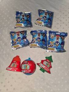 lot 90 image: suprise toys
