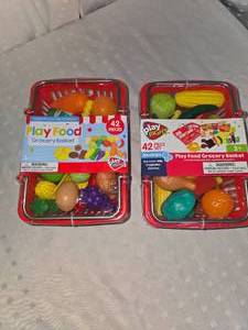 lot 94 image: play food