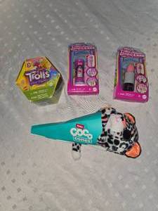 lot 99 image: various kids toys
