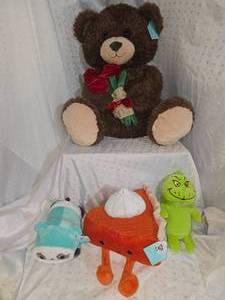lot 115 image: stuffys