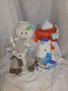 lot 123 image: stuffys