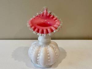 lot 8 image: FENTON Milk Glass Jack in the Pulpit Hobnail Vase with Pink & Ruffled Rim