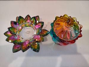 lot 11 image: Iridescent Lotus Flower Candle Holder & Candy Dish