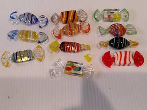 lot 6 image: MURANO Glass Candy in Vintage Footed Glass Bowl