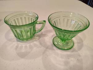 lot 70 image: Hazel Atlas Green Depression Glass