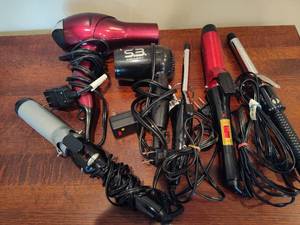 lot 117 image: Assorted Personal Care Items