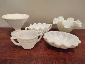 lot 120 image: Assorted WhiteMilk Glass Serving Pieces