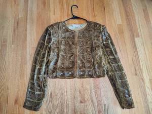 lot 80 image: Ladies Beaded Jacket Sz Small