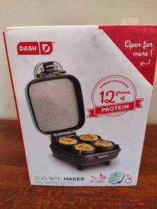 lot 140 image: DASH Egg Bite Maker