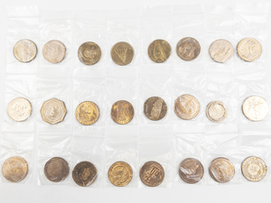 lot 328 image: Assortment of 24) 1 12 medallions mostly California and National Park themed. Copper