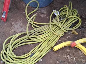 lot 473 image: Husky 38 Air Hose