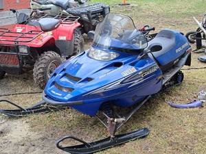 lot 412 image: Polaris Classic 600 Snowmobile S01ND6DS