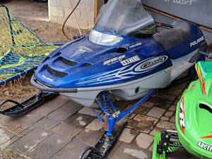 lot 411 image: Polaris Classic 550 Snowmobile S02ND5BS