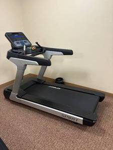 lot 1 image: Commercial Spirit CT900 Treadmill