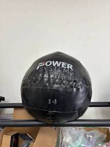 lot 13 image: Crossfit Wall ball 14lb