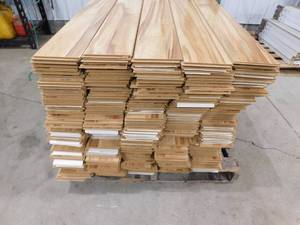 Hickory 6" x 48" Click Plank Laminate Water Resistant Flooring With Pad (610 sq.ft)