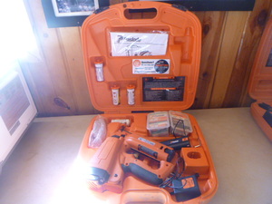 lot 24 image: Paslode Cordless 16 Gauge Angled Finish Nailer