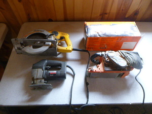 lot 30 image: 3 Power Tools