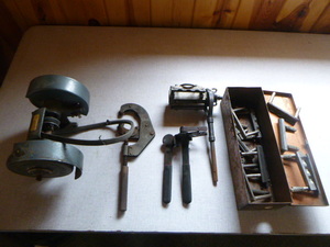 lot 31 image: Garage Tools