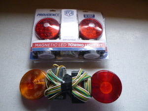 lot 34 image: 2 Sets of Magnetic Towing Light Kits