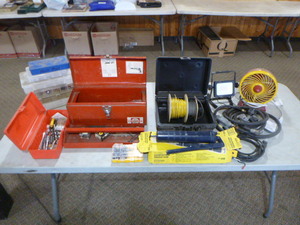 lot 53 image: Variety of Garage Items