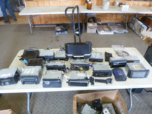 lot 57 image: Lot of Assorted Automotive Audio and Visual Items