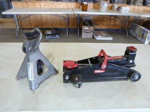 lot 60 image: 2 Jacks