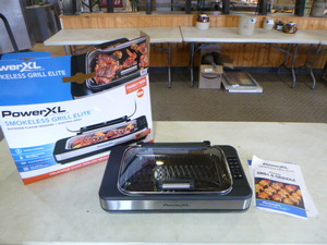 lot 73 image: Power XL Smokeless Grill Elite Electric Grill