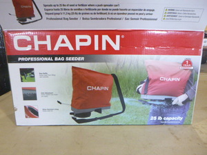 lot 101 image: Chapin Professional Bag Seeder