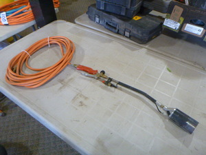 lot 102 image: Propane Torch with Hose