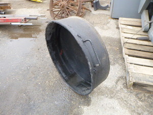 lot 156 image: Homemade 9 Gallon Oil Drain Pan