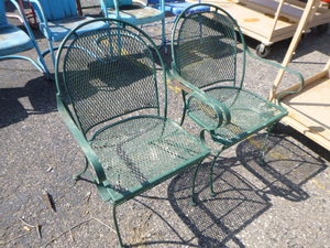 lot 174 image: 2 Patio Chairs