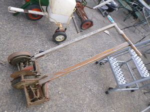 lot 182 image: 2 Vintage Lawn Trimmers