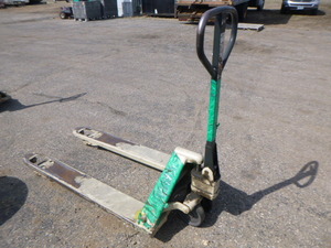 lot 189 image: Crown Pallet Jack