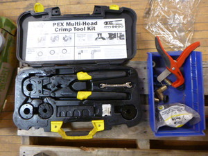 lot 215 image: Apollo Pex Multi-Head Crimp Tool Kit