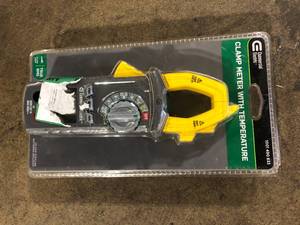 lot 32 image: Commercial Meter with Temperature    Customer Returns See Pictures