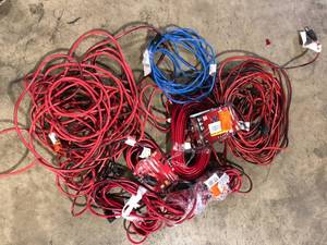 lot 21 image: Lot of Assorted Air Hoses Various Models and Conditions    Customer Returns See Pictures