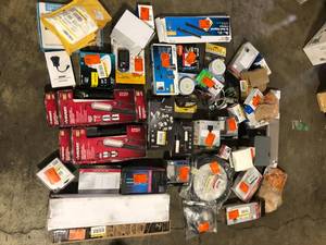 lot 35 image: Lot of Assorted Tools and Hardware Various Models and Conditions    Customer Returns See Pictures