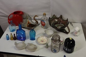 lot 34 image: LOT OF VINTAGE GLASSWARE - Glass top Victor Canning jar, beautiful swans, cool old school pitcher, blue glass and more